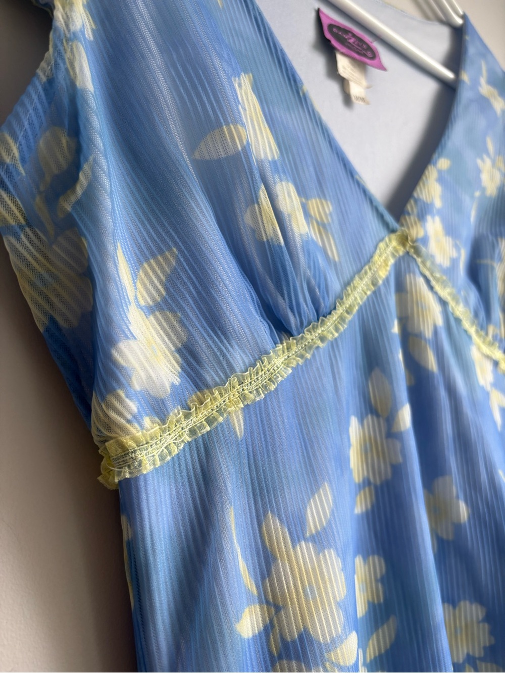 Light Blue Floral High-Low Dress - Picture 4 of 7